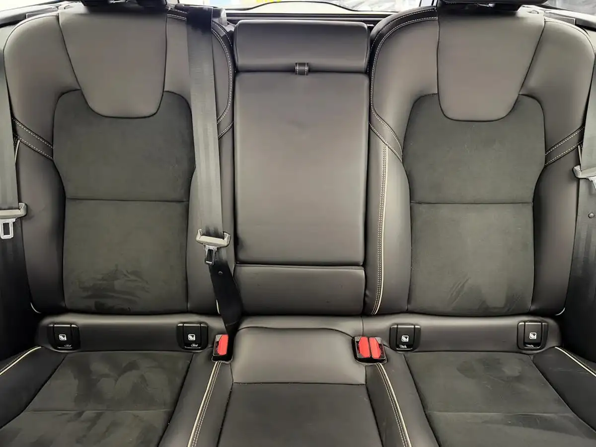 2022-volvo-v90-20td-b4-r-design-big-19