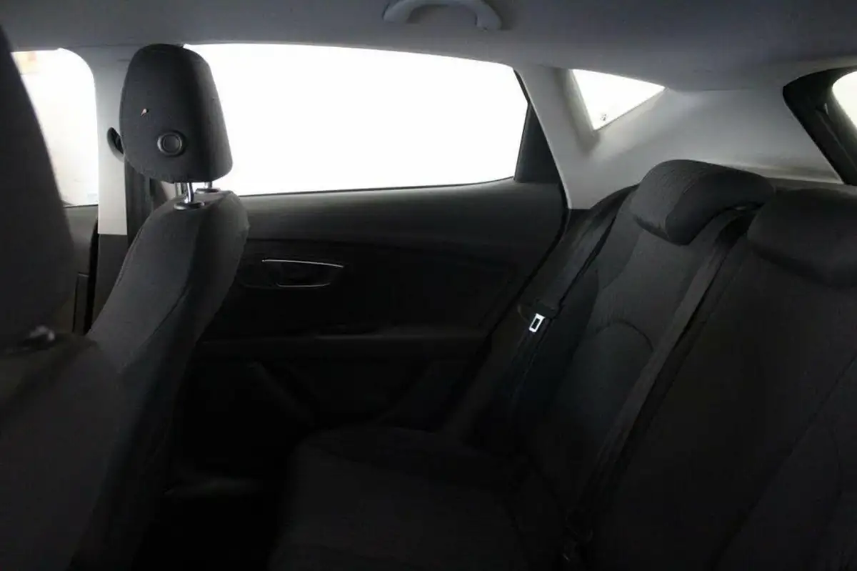 2013-seat-leon-16tdi-se-tech-pack-cr-105ps-hatchback-5d-big-39