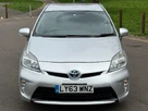 2014-toyota-prius-small-2