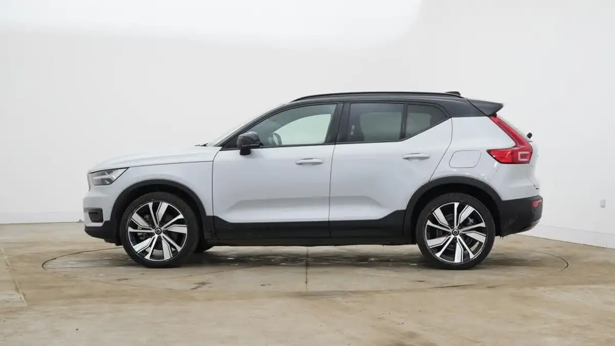 2021-volvo-xc40-e-twin-recharge-plus-big-5