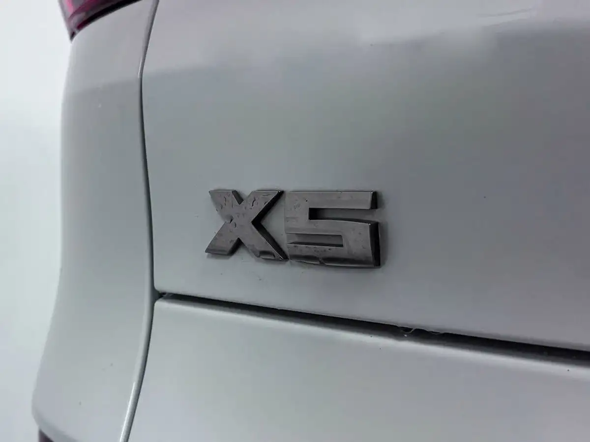 2020-bmw-x5-30td-m50d-big-11