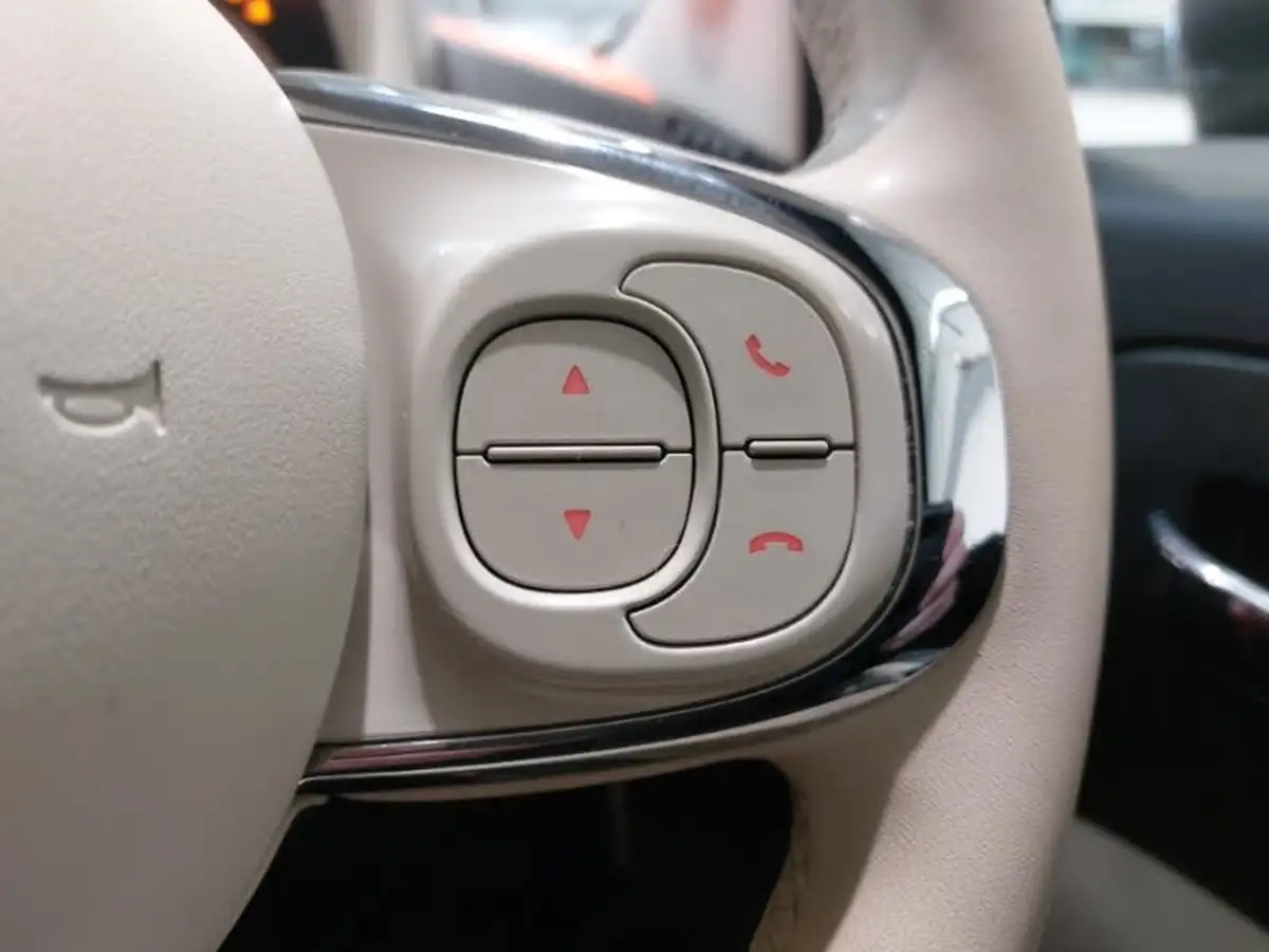 2022-fiat-500-10-dolcevita-big-18