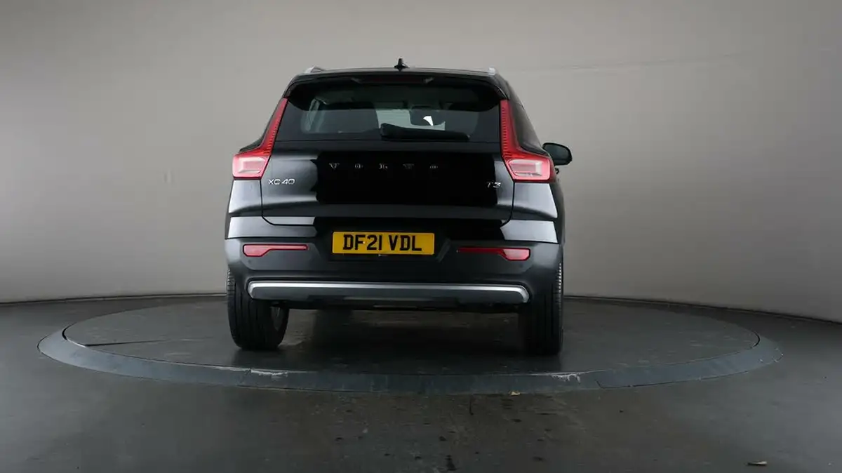 2021-volvo-xc40-15-t3-momentum-161bhp-auto-big-62