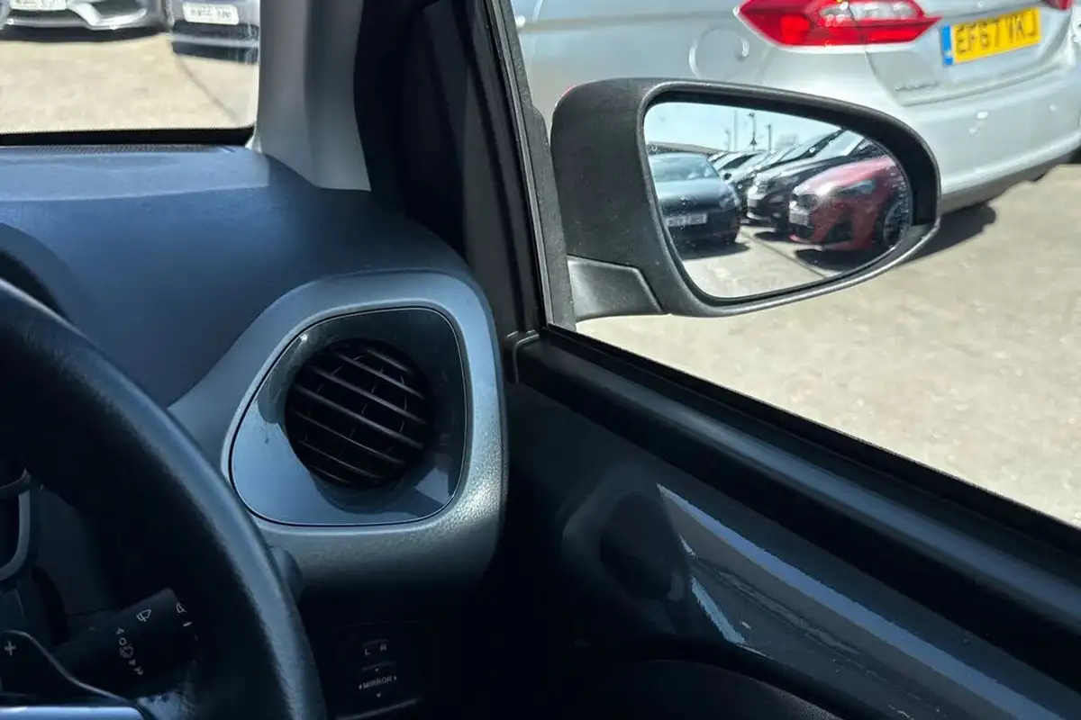 2019-toyota-aygo-10-vvt-i-x-trend-x-shift-big-20