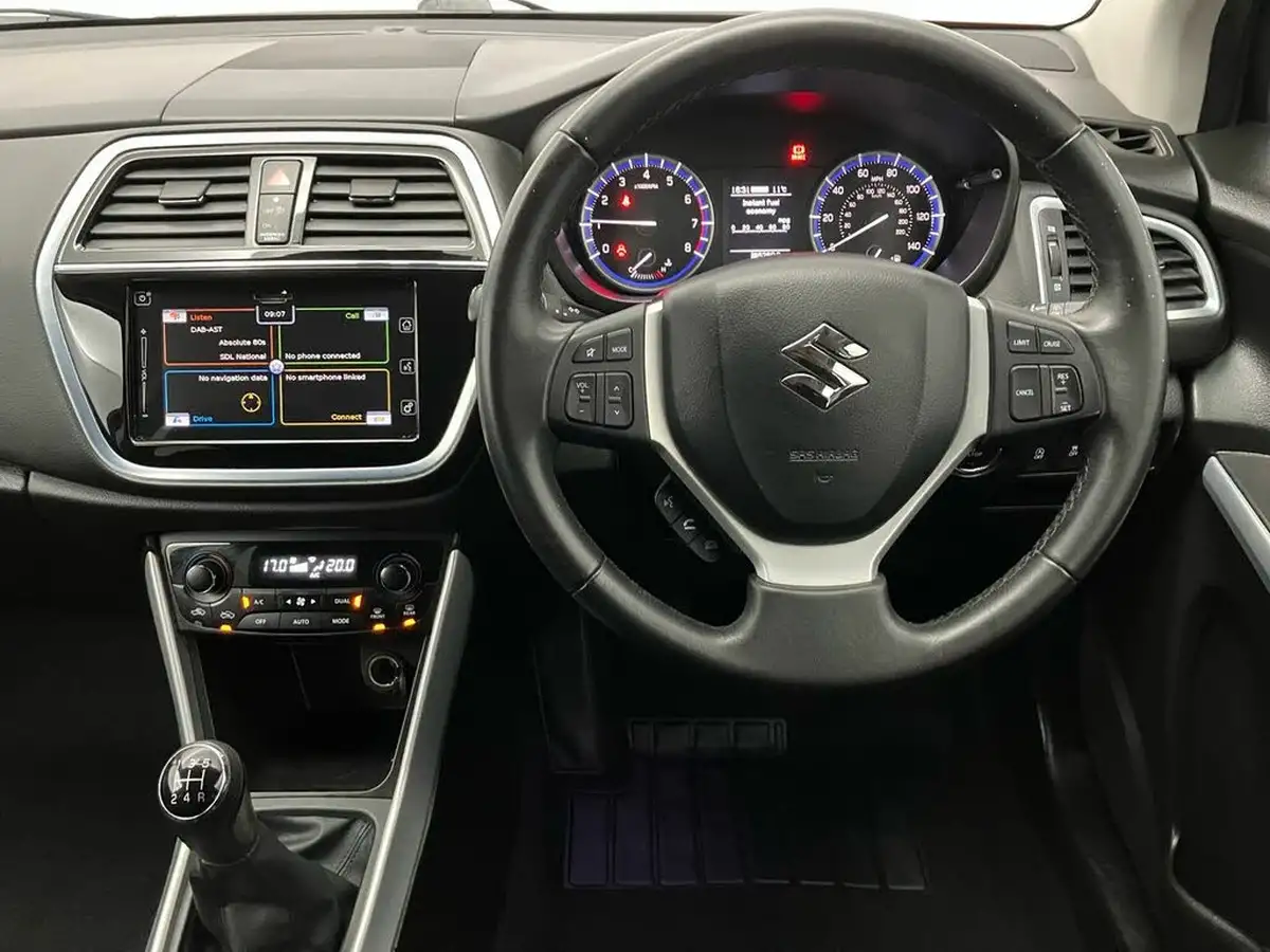 2019-suzuki-s-cross-10-boosterjet-sz-t-111ps-allgrip-988cc-big-14