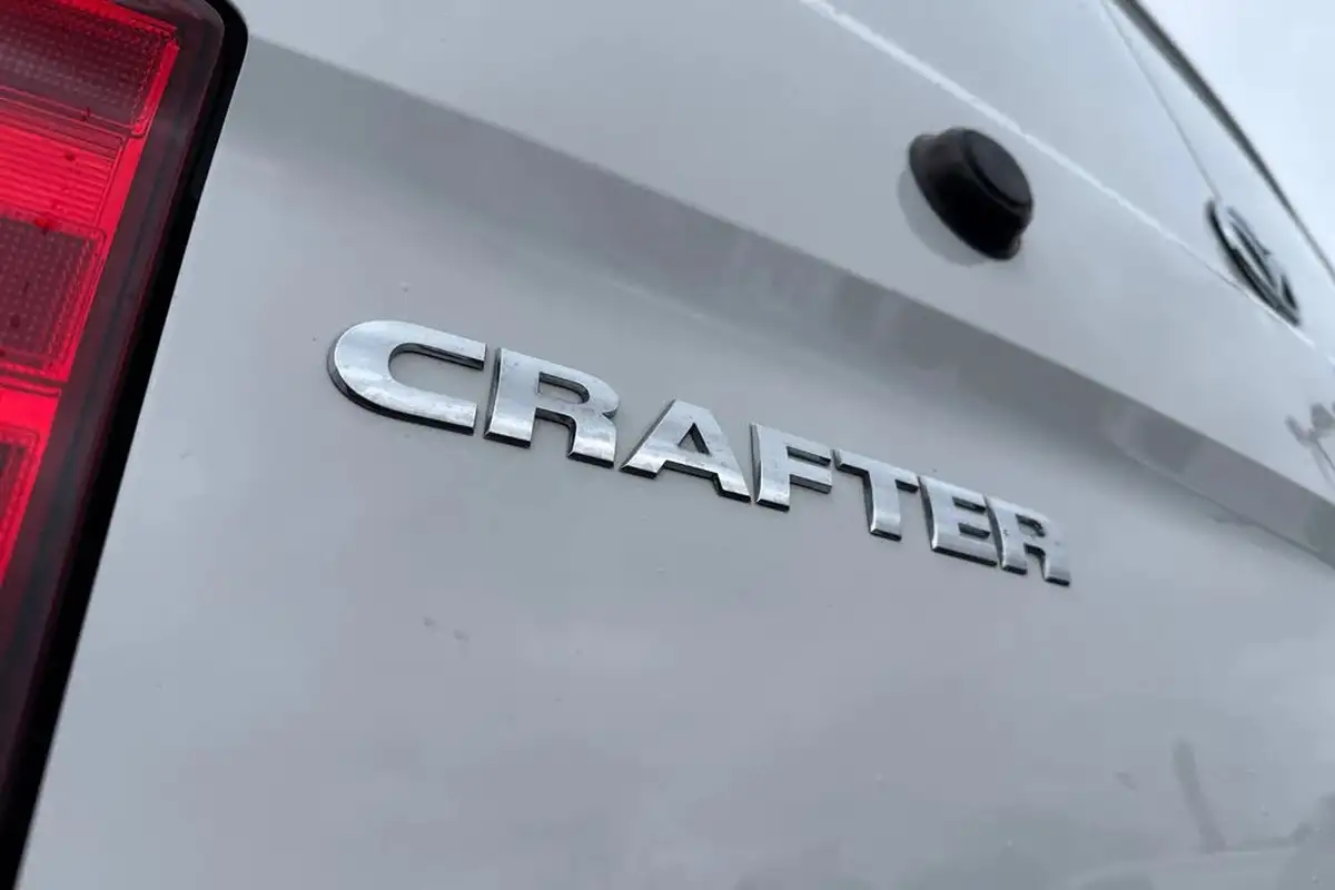2024-volkswagen-crafter-big-33