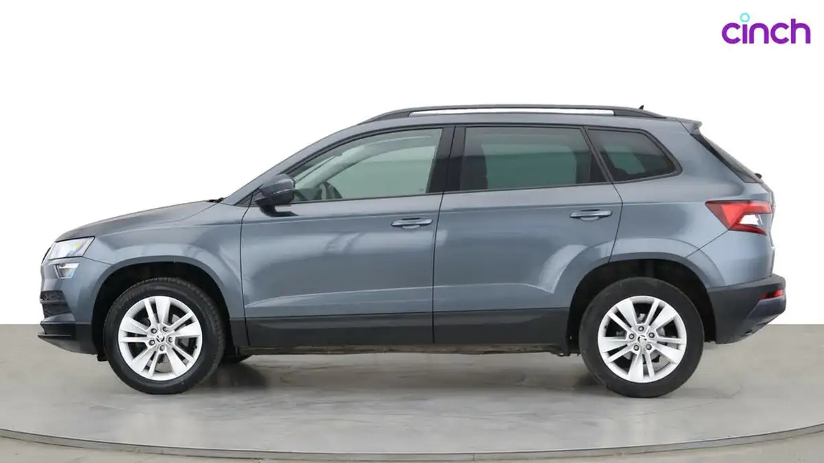 2021-skoda-karoq-15-tsi-se-technology-dsg-big-3