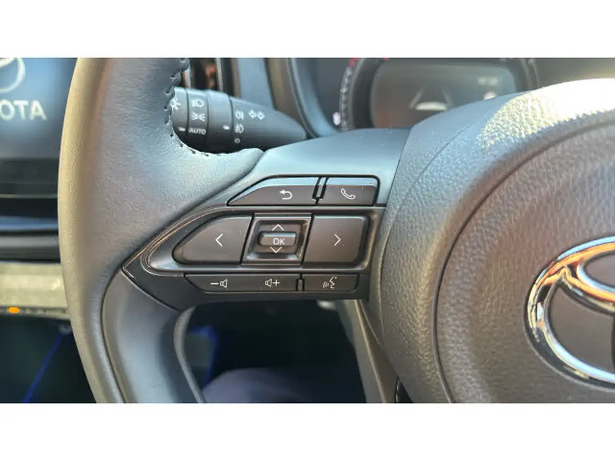 2023-toyota-aygo-x-10-vvt-i-edge-big-22