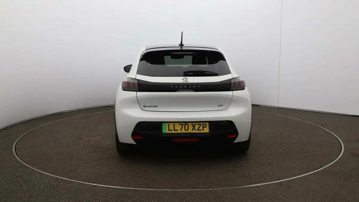 2020-peugeot-208-e-gt-50kwh-big-51