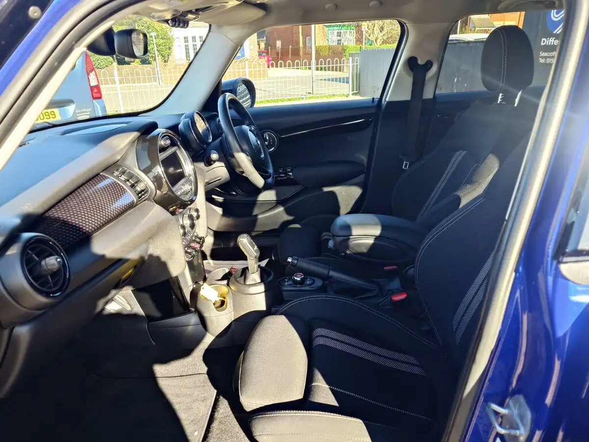 2020-mini-cooper-20-cooper-s-classic-189bhp-hatchback-5d-auto-big-17
