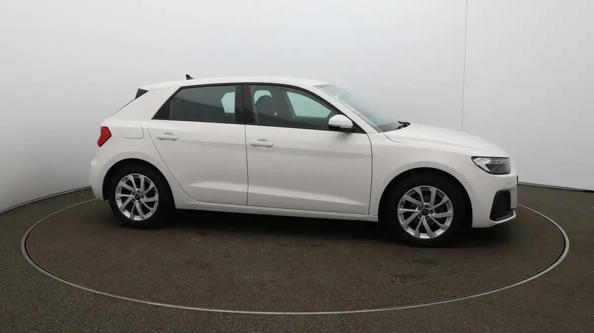 2024-audi-a1-10-25-tfsi-sport-s-tronic-big-40