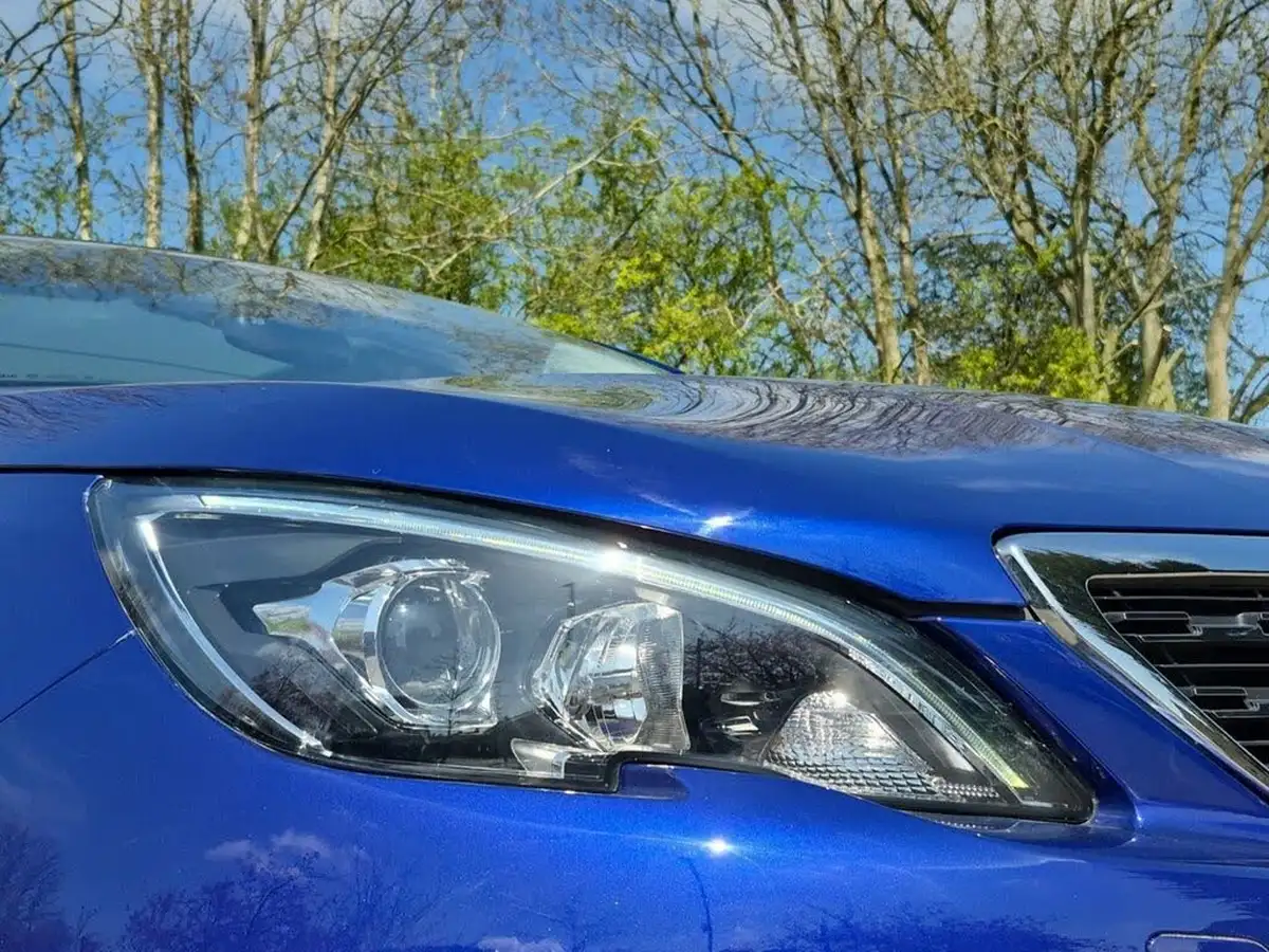 2019-peugeot-308-12-puretech-allure-130bhp-eat8-big-30