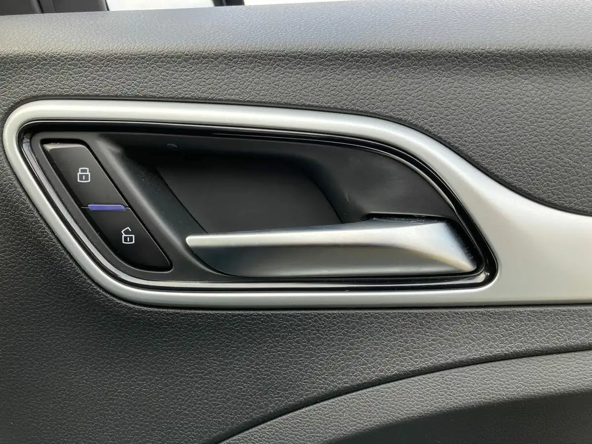 2023-mg-zs-suv-10t-gdi-exclusive-auto-big-27