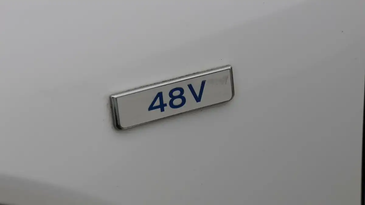 2023-hyundai-bayon-10-t-gdi-se-connect-big-20