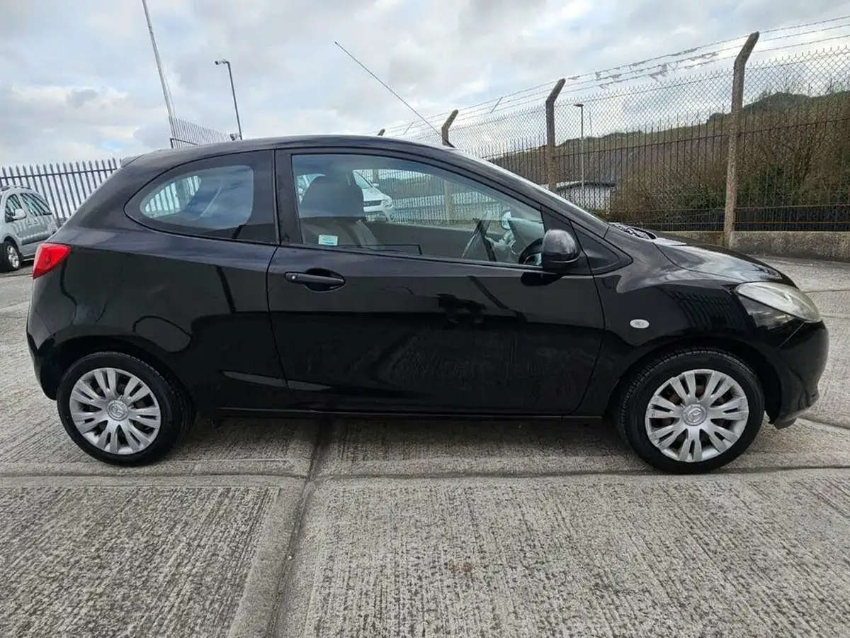 2010-mazda-mazda2-13-ts-air-con-3d-big-7