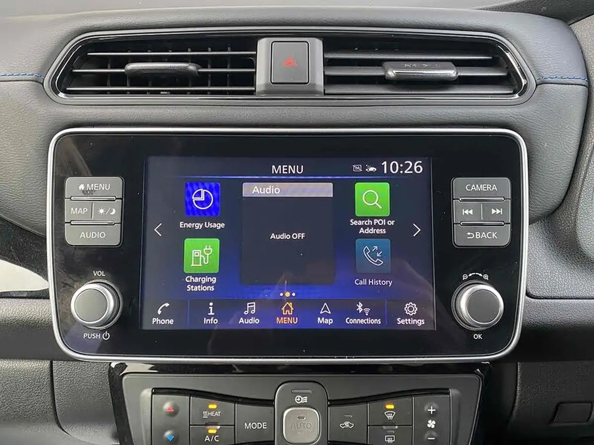 2024-nissan-leaf-e-tekna-39kwh-big-40