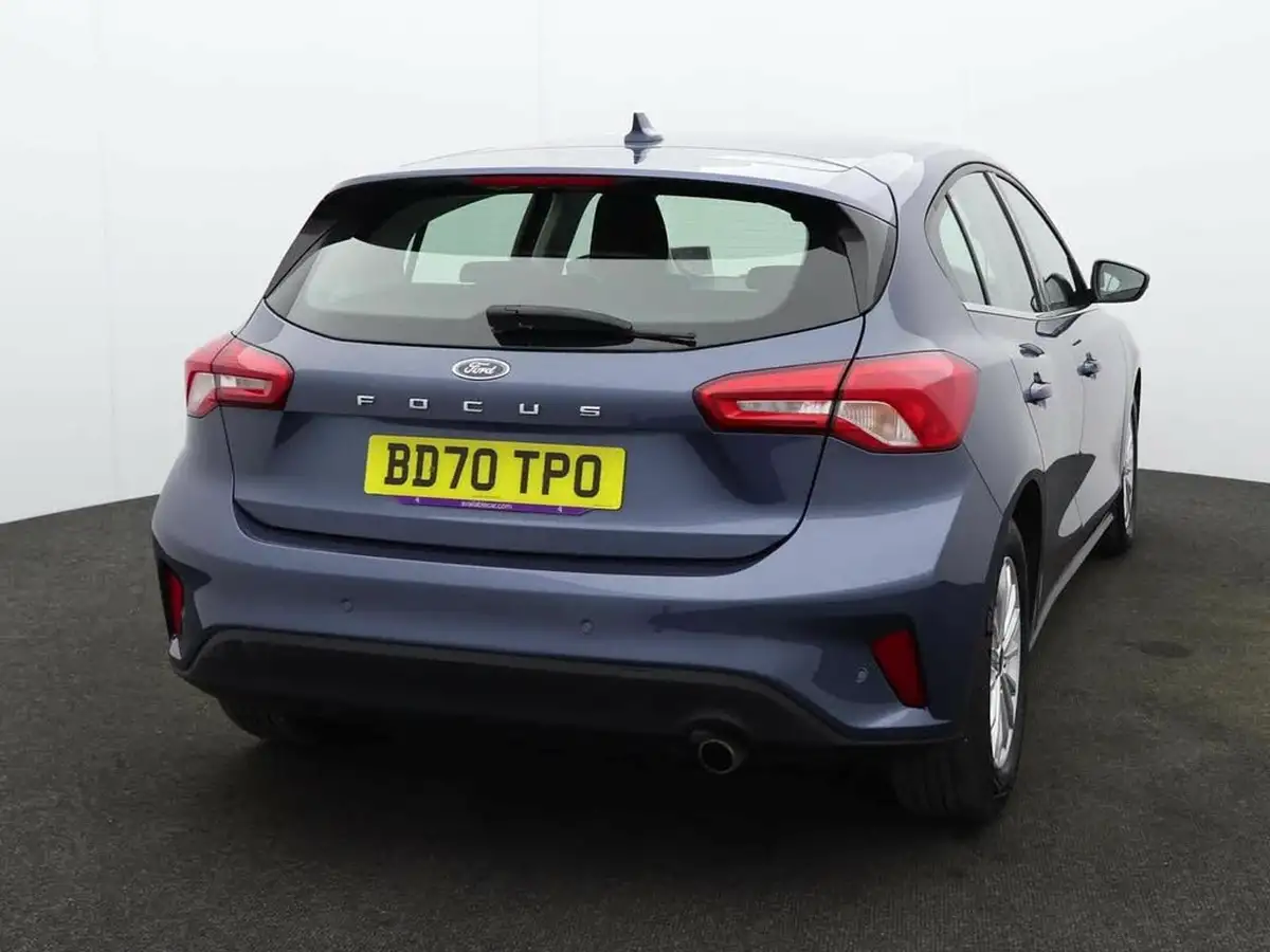 2020-ford-focus-big-4