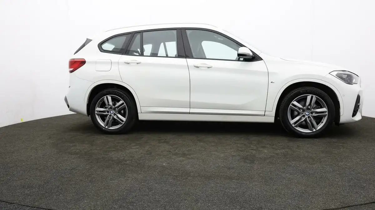 2020-bmw-x1-15-xdrive-25e-phev-m-sport-big-32