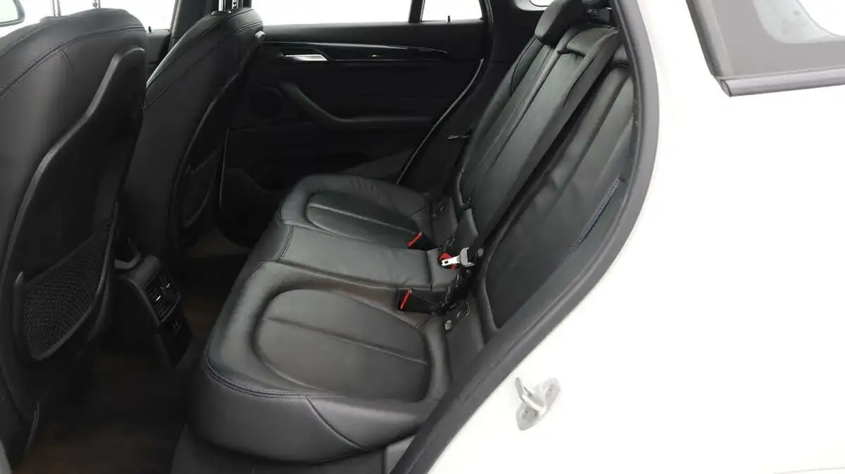 2020-bmw-x1-15-xdrive-25e-phev-m-sport-big-15
