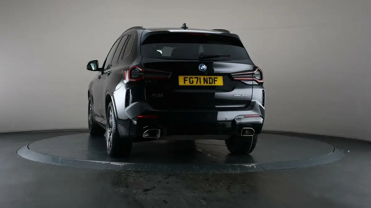2021-bmw-x3-20-xdrive-30e-m-sport-big-39