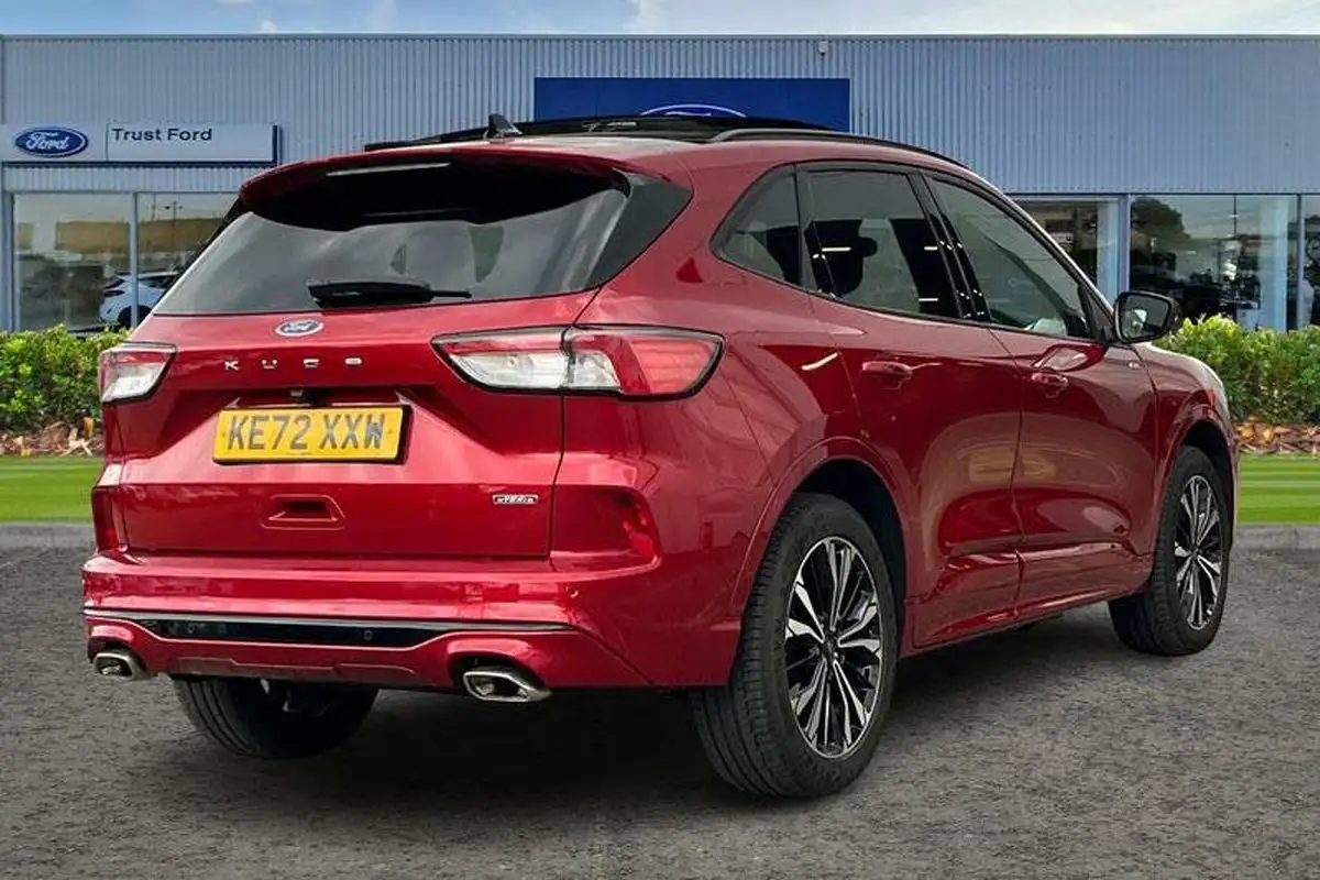 2023-ford-kuga-25t-st-line-x-edition-225ps-phev-big-3