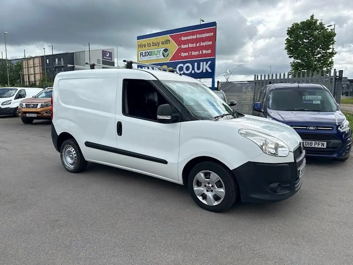 2015-fiat-doblo-cargo-13td-v-l1-panel-van-big-1
