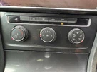 2017-volkswagen-golf-14-tsi-se-nav-ss-hatchback-3d-small-29