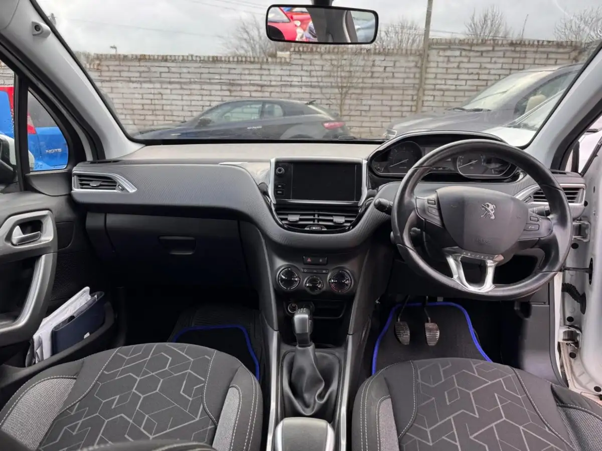 2017-peugeot-2008-suv-16bluehdi-active-100bhp-big-11