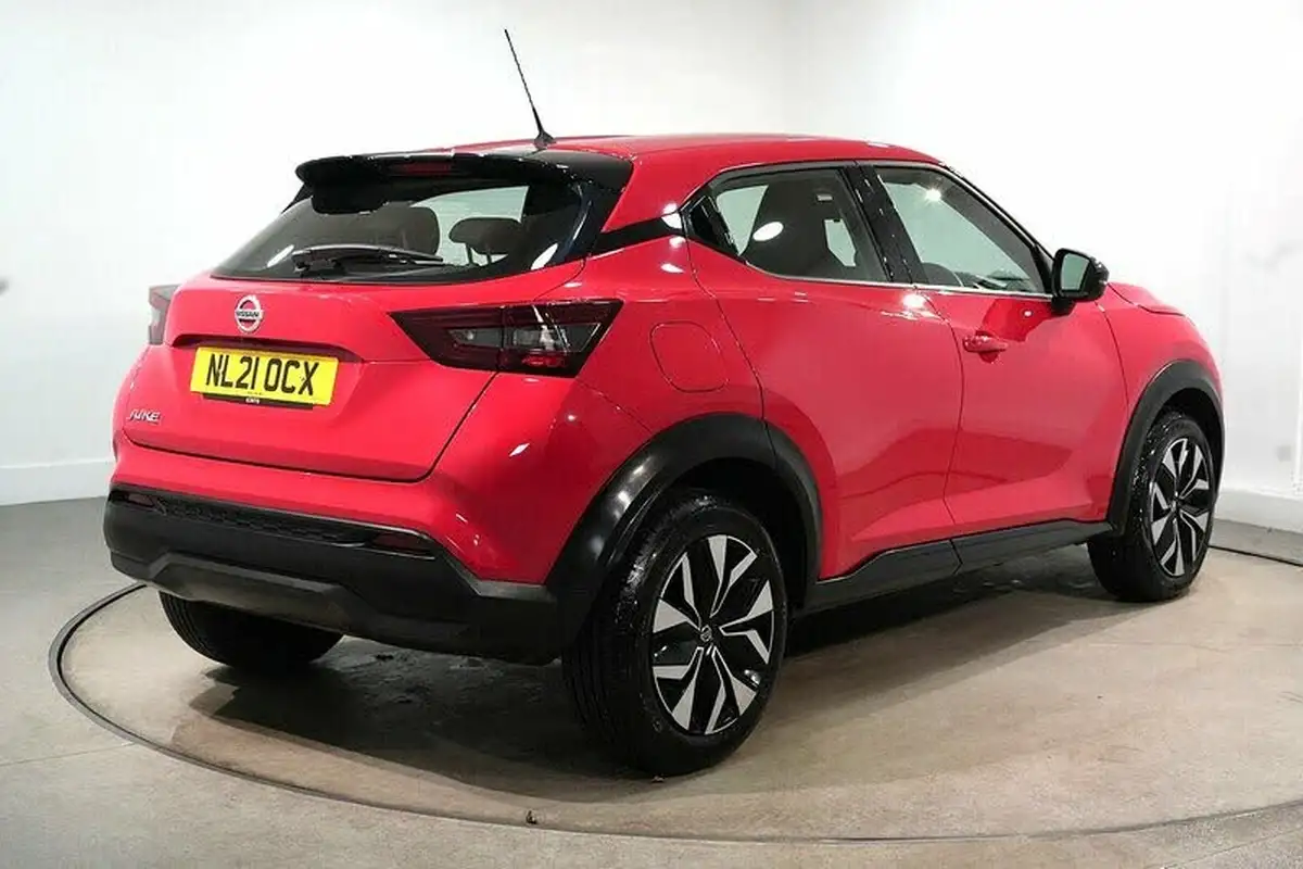 2021-nissan-juke-10-dig-t-acenta-big-7