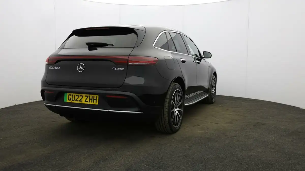 2022-mercedes-benz-eqc-e-eqc-400-amg-line-big-56