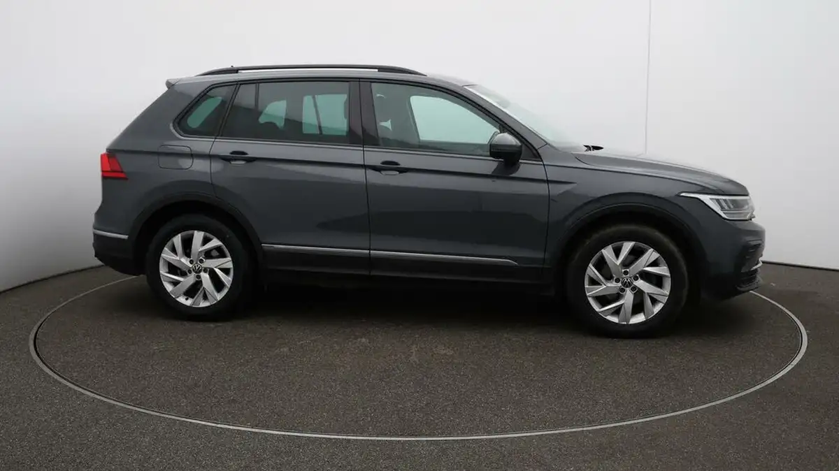 2020-volkswagen-tiguan-15-tsi-life-150ps-dsg-big-40
