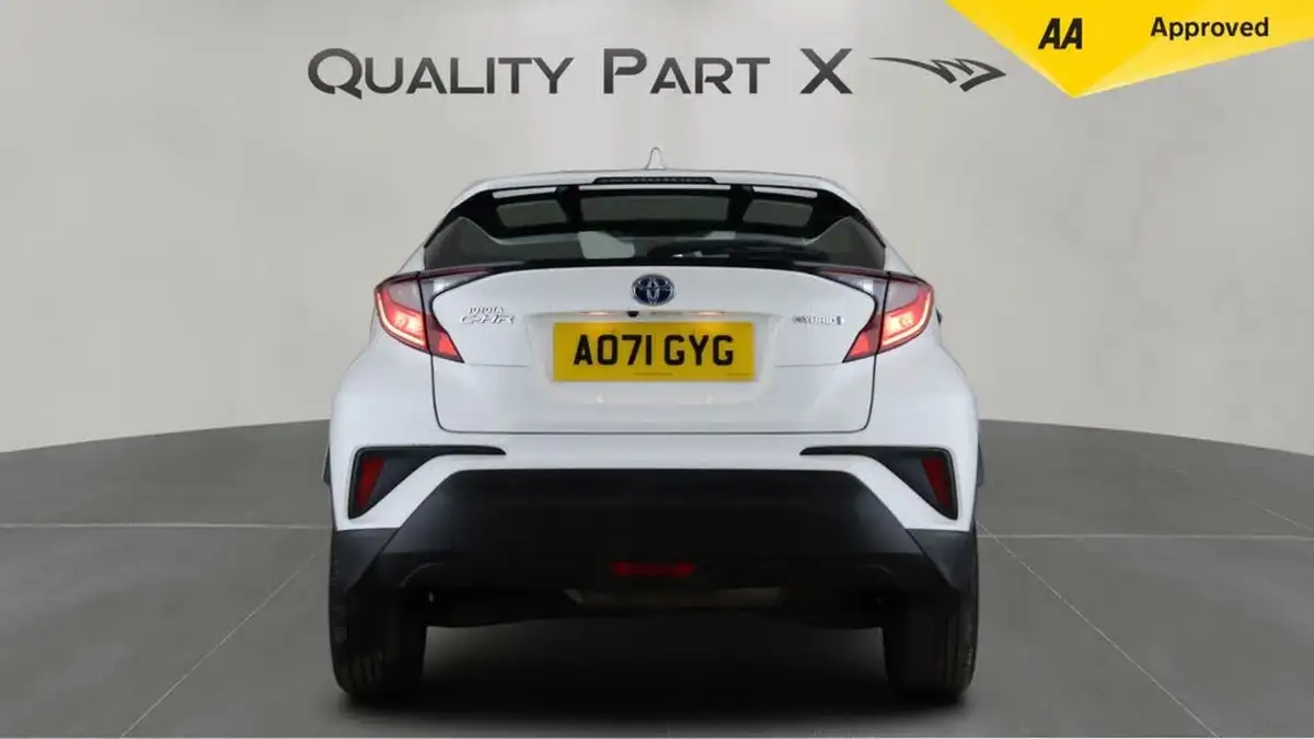 2021-toyota-c-hr-18-vvt-i-icon-big-5