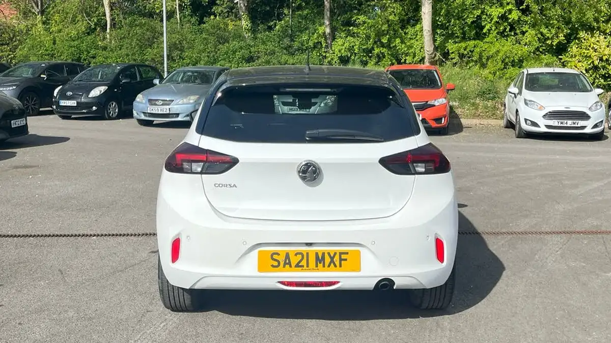 2021-vauxhall-corsa-12i-elite-nav-big-18