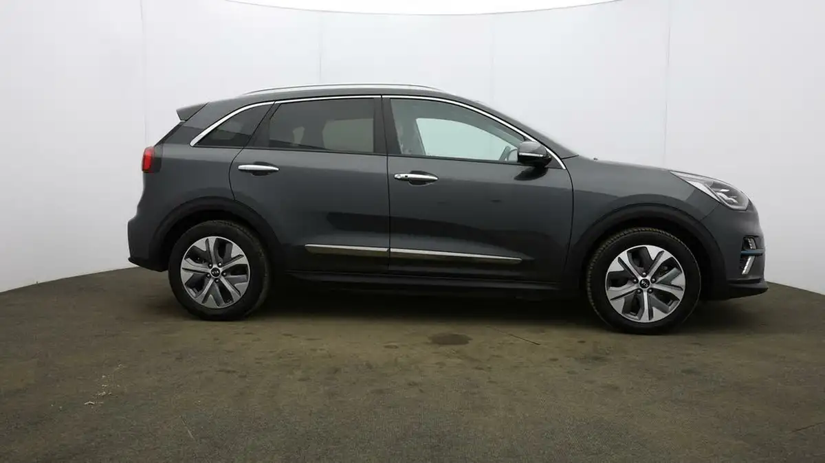 2021-kia-e-niro-ev-4-big-7