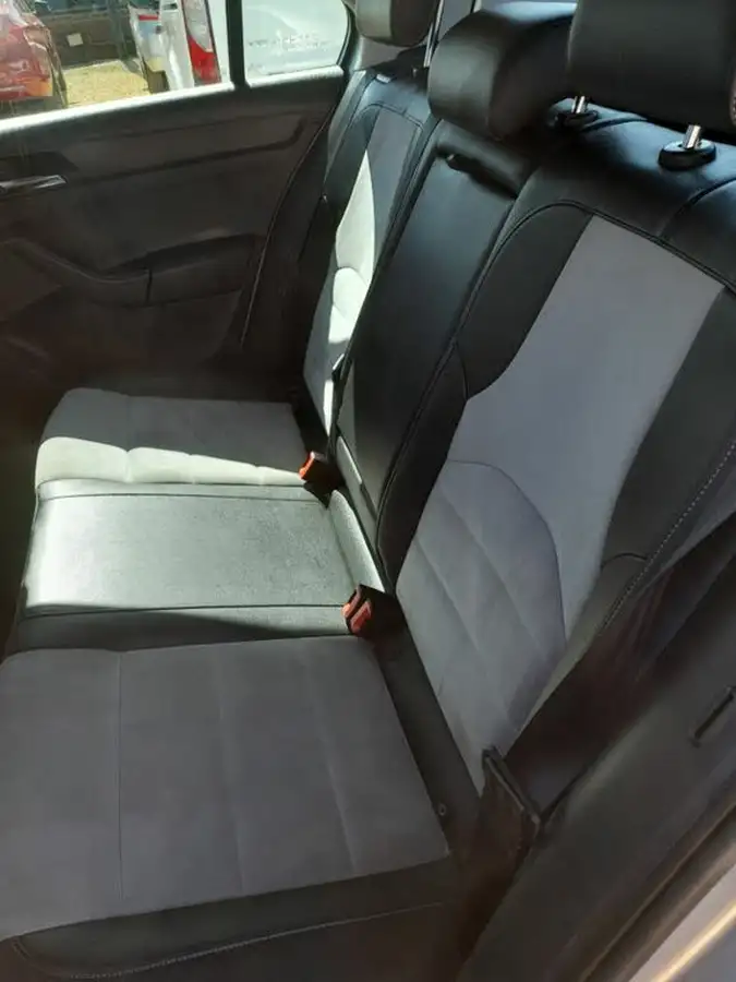 2014-seat-toledo-12-i-tech-big-10
