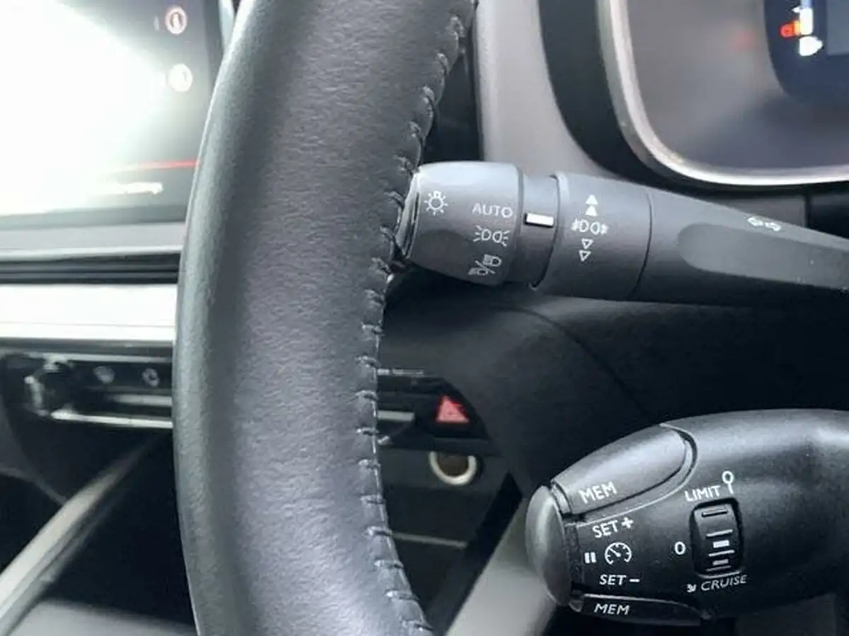 2021-citroen-c5-aircross-12-puretech-sense-big-10