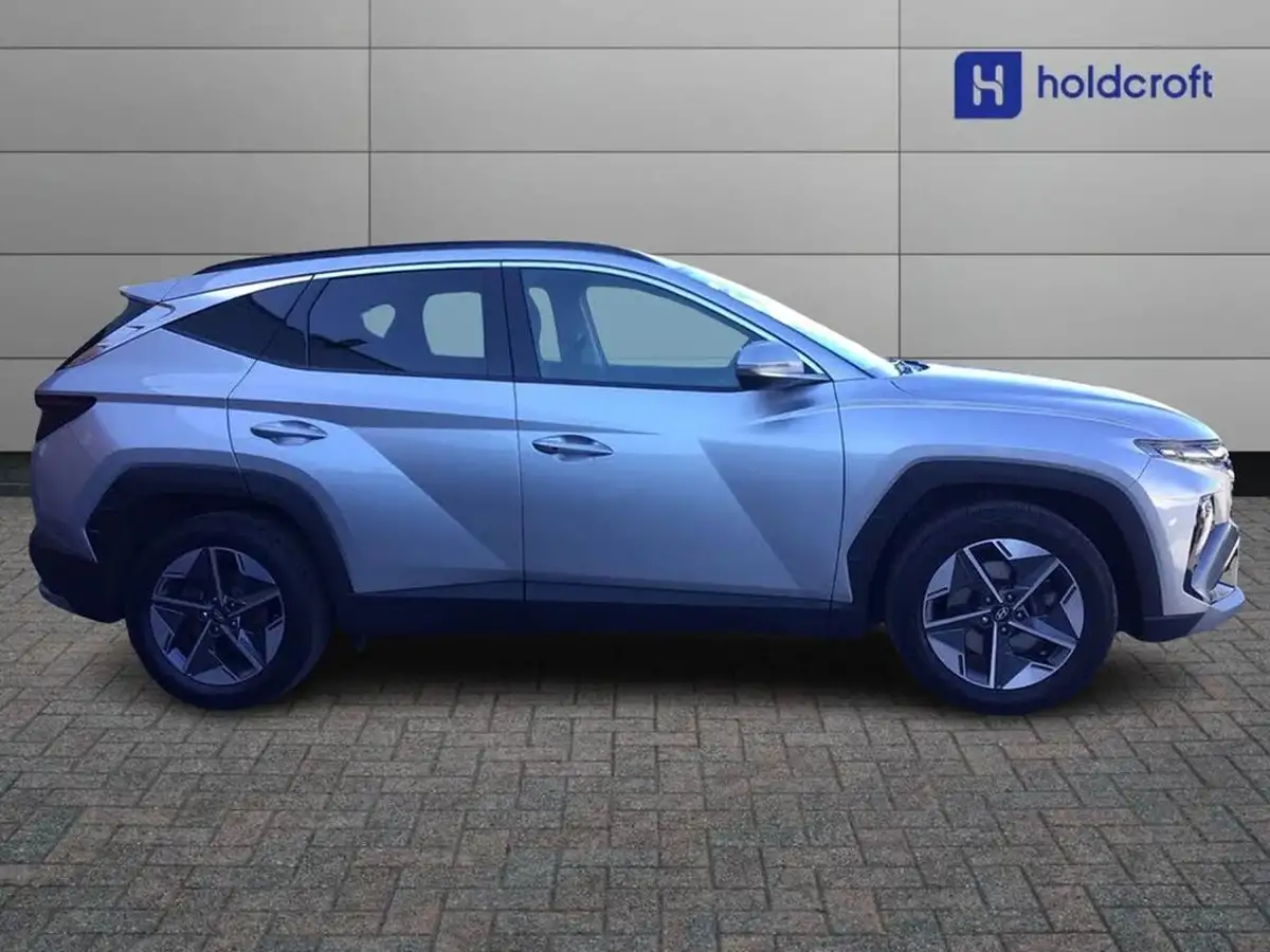 2024-hyundai-tucson-16-t-gdi-premium-160ps-two-tone-roof-big-4
