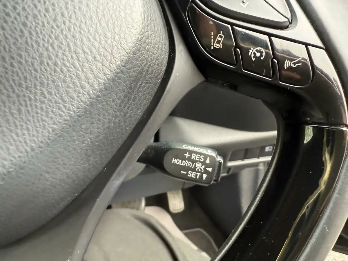 2018-toyota-c-hr-18-vvt-i-excel-big-47