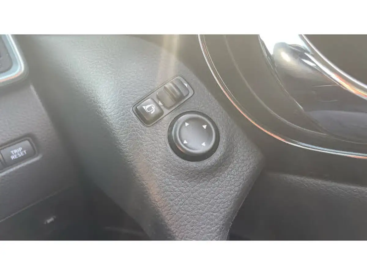 2021-nissan-qashqai-13-dig-t-acenta-premium-140ps-big-28