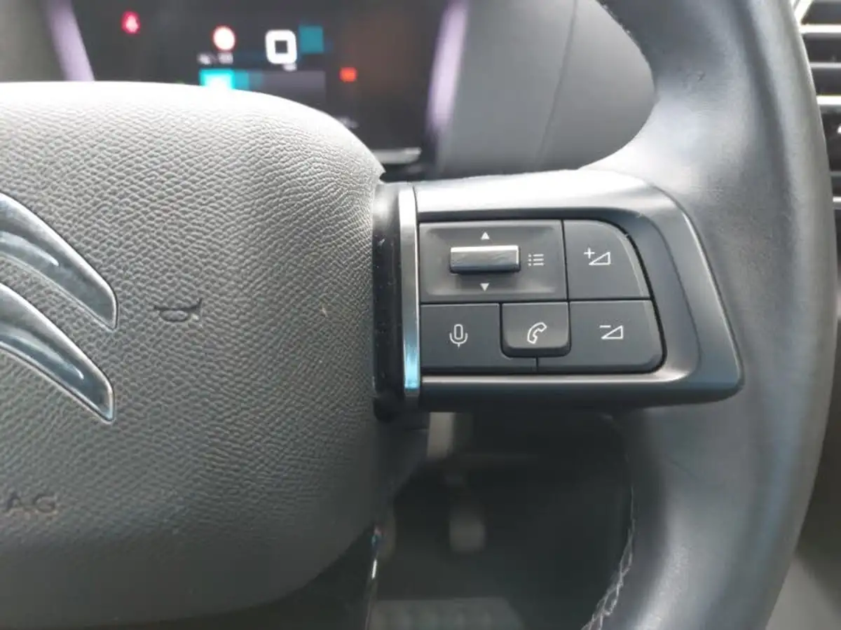 2022-citroen-c4-12-puretech-shine-130ps-big-15