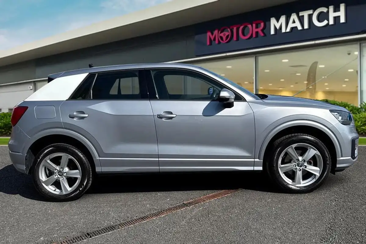 2019-audi-q2-15-35-tfsi-sport-cod-s-tronic-big-2
