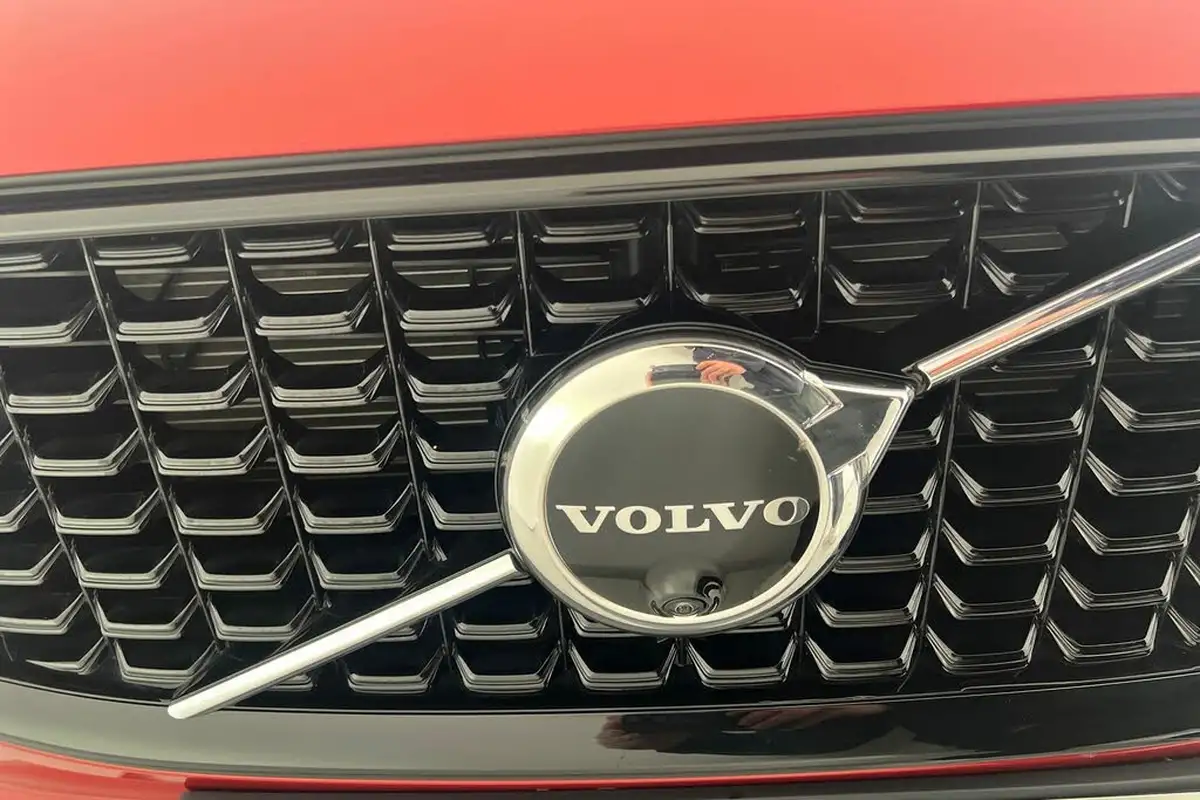 2022-volvo-xc60-20td-b4-plus-big-39