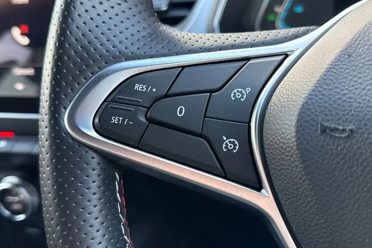 2022-renault-captur-16-rs-line-145ps-rs-line-e-tech-hybrid-big-26