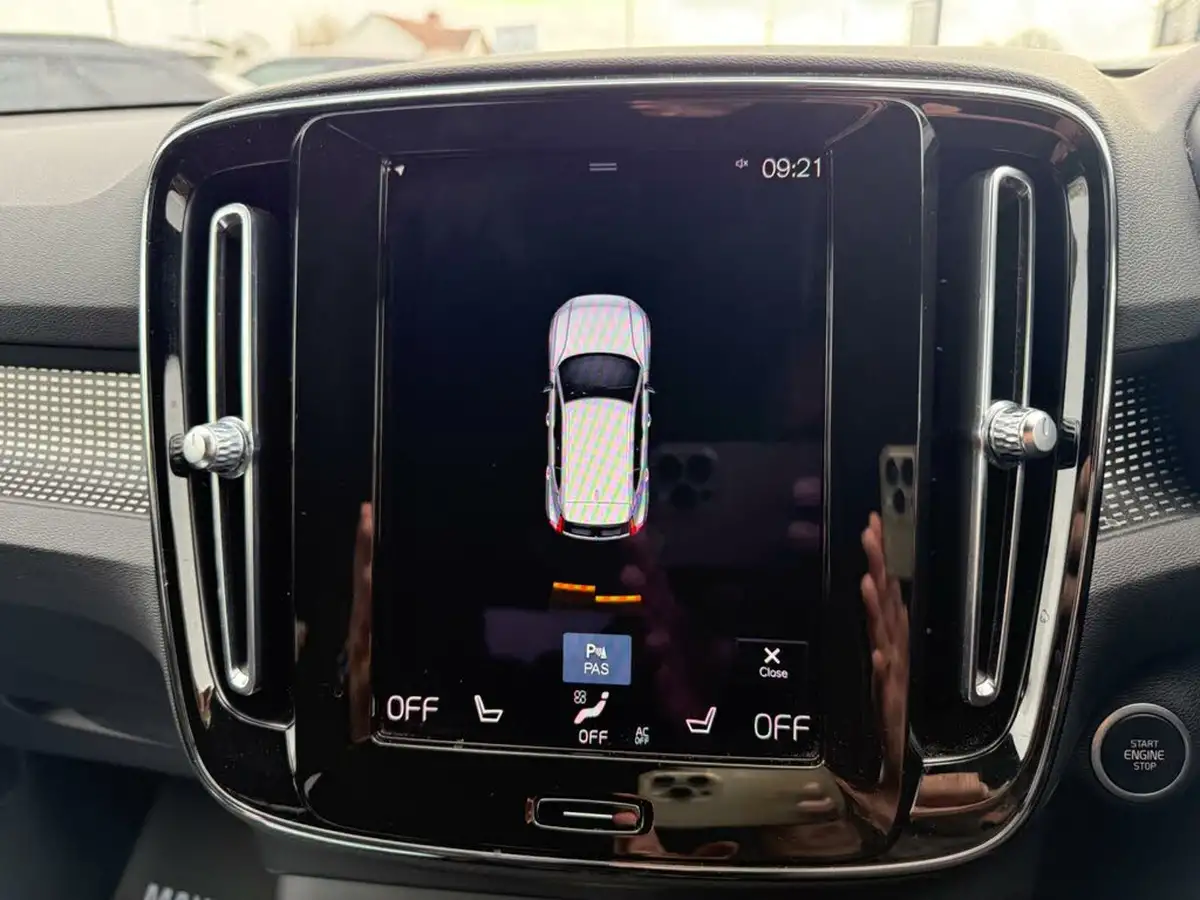 2021-volvo-xc40-20-b4-r-design-pro-194bhp-auto-big-35