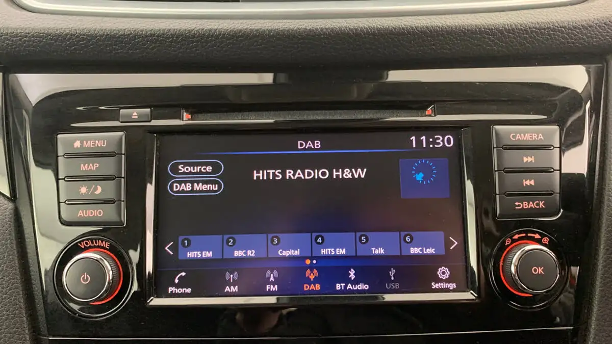 2020-nissan-qashqai-13-dig-t-acenta-premium-140ps-big-25