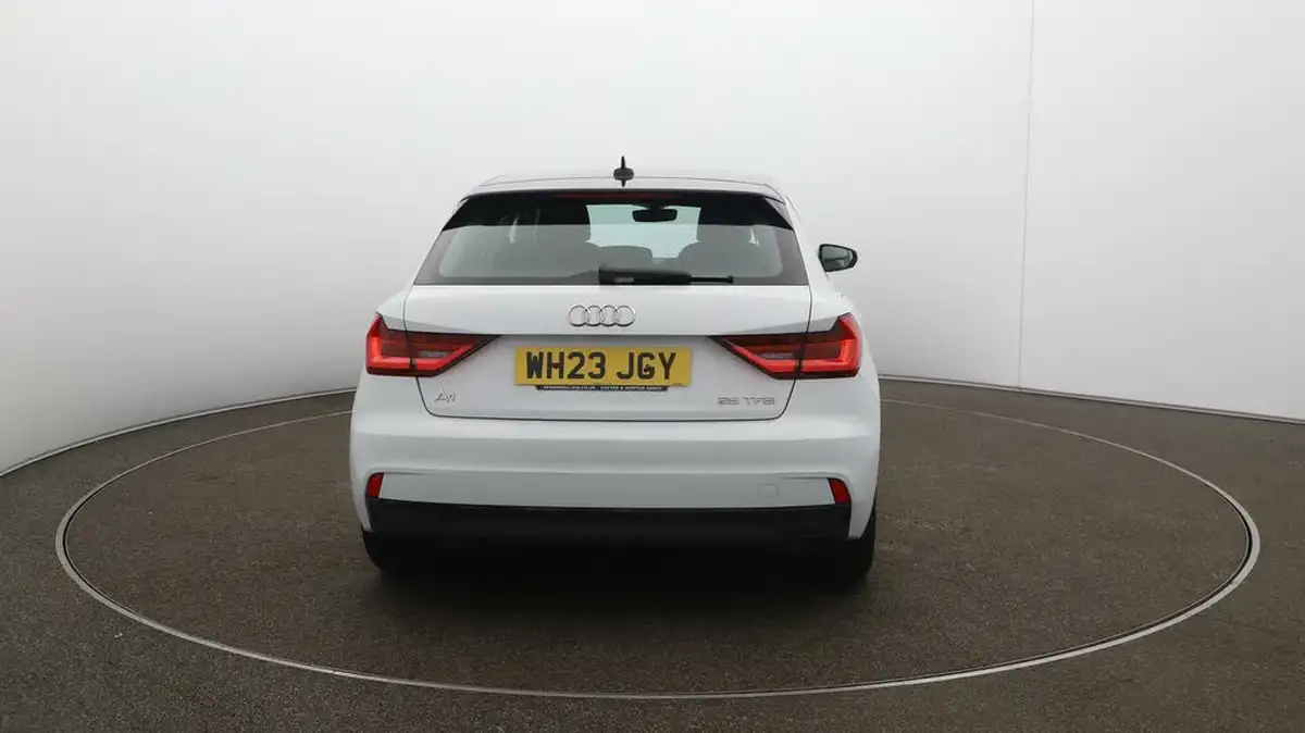 2023-audi-a1-10-25-tfsi-technik-big-6