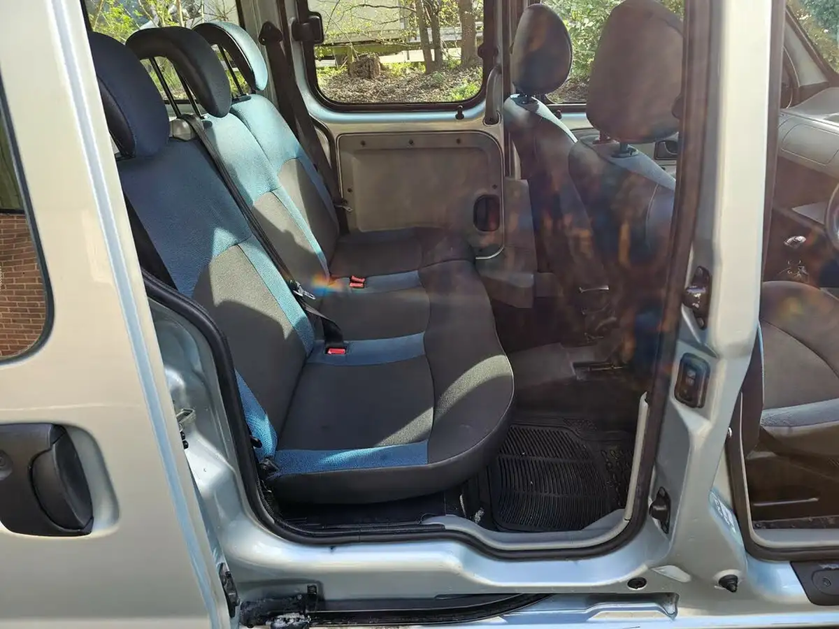 2009-renault-kangoo-12-authentique-big-13