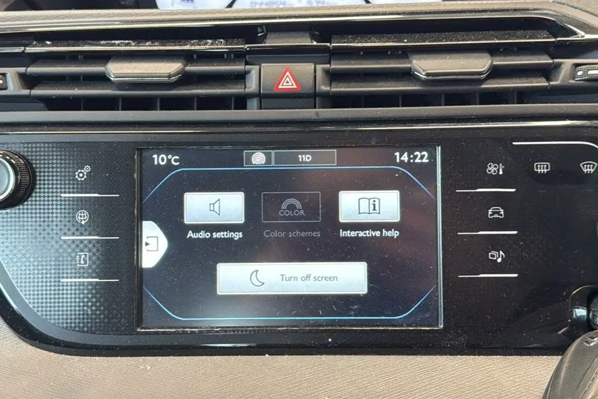 2015-citroen-c4-picasso-16e-hdi-vtr-115ps-ss-etg6-big-27