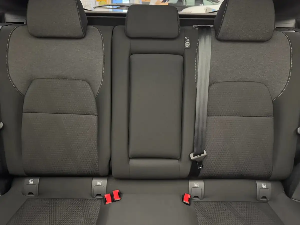 2021-nissan-qashqai-13-dig-t-premiere-edition-140ps-big-17