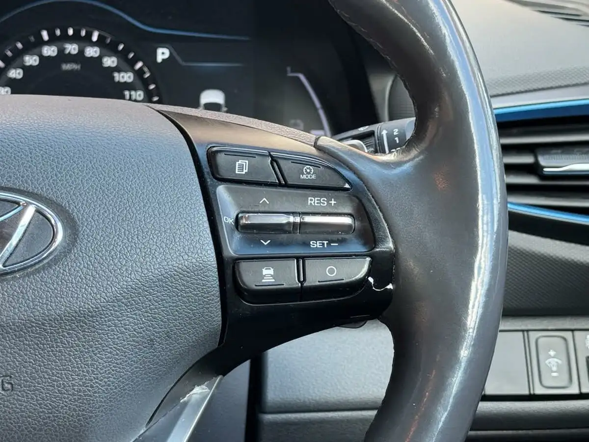 2018-hyundai-ioniq-16-gdi-premium-hybrid-big-19